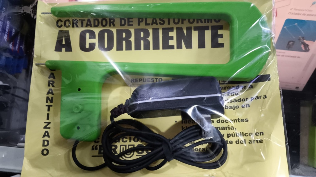 Corta plastoformo a corriente a USB